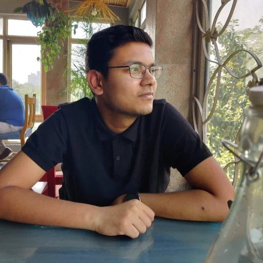 Portrait of Dr Aadhaar Singhal